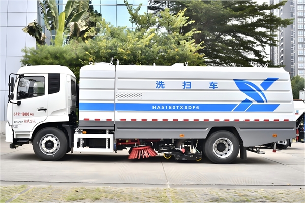 2025 Special Truck 18T HA5180TXSDF6 Sweeper Truck 4x2 227hp Diesel