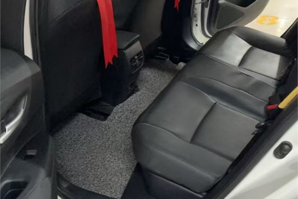A batch of new cars in stock - Toyota Corolla 1.8L hybrid models manufactured in May 2022