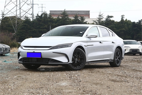 2025 BYD Han DM i