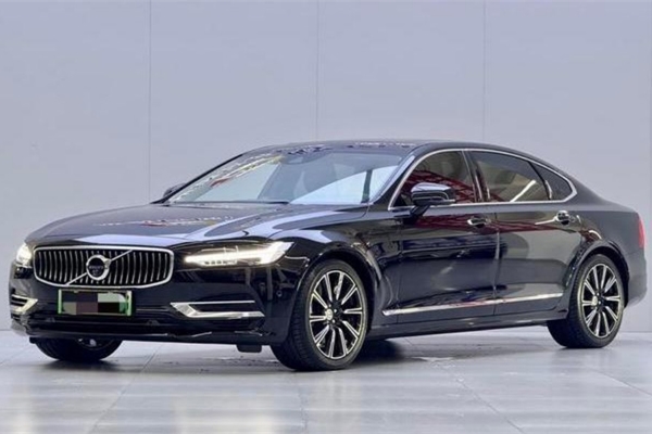 2019 VOLVO Volvo S90