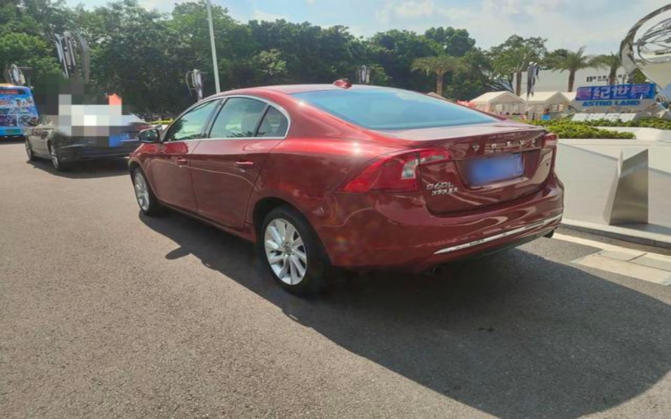 2016 VOLVO Volvo S60