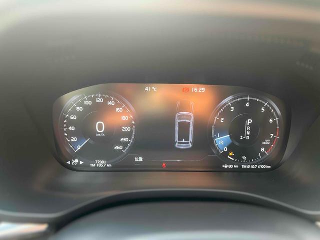 2020 VOLVO Volvo XC60
