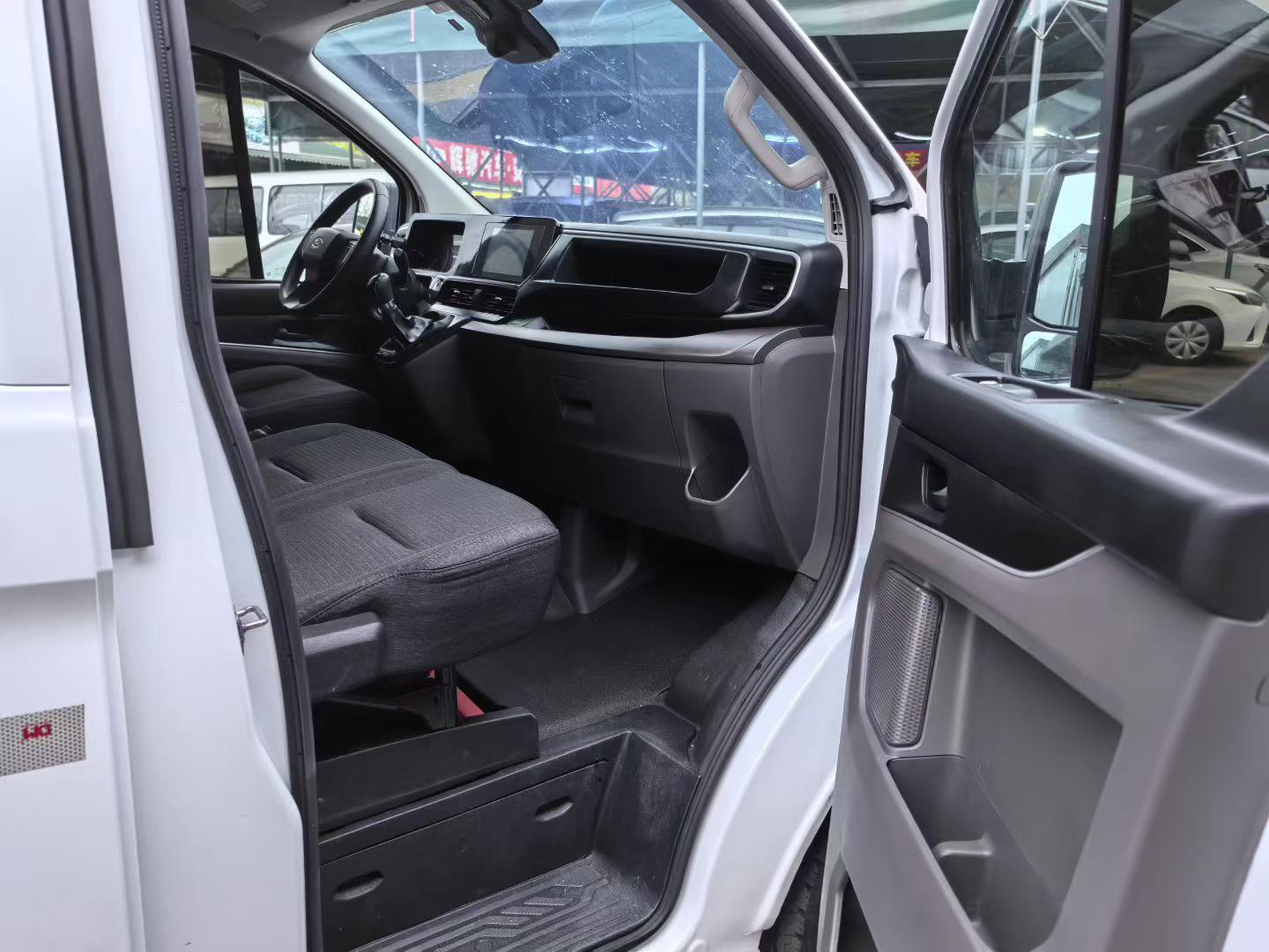 2023 FORD Transit