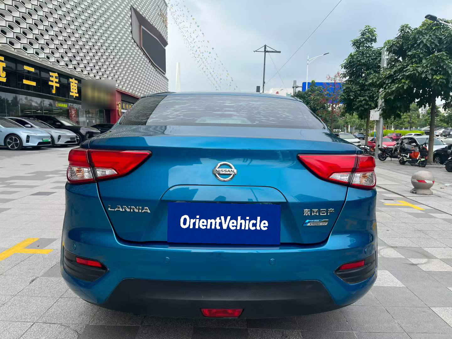 2016 NISSAN LANNIA
