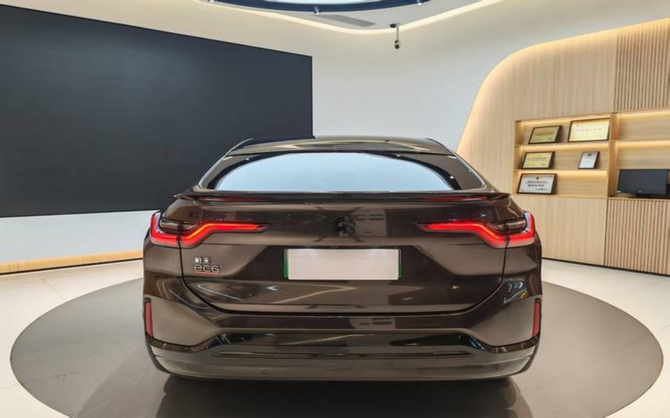 2020 NIO EC6