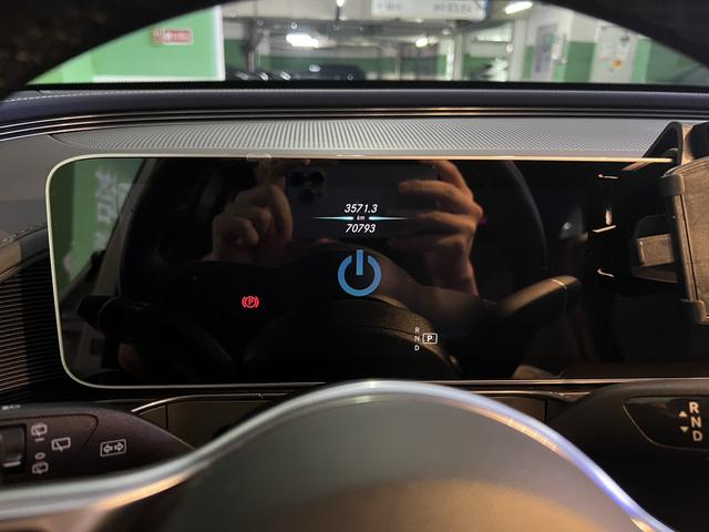 2020 BENZ Benz EQC