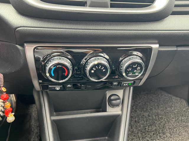 2020 TOYOTA YARIS L X 15L CVT Leading Edition