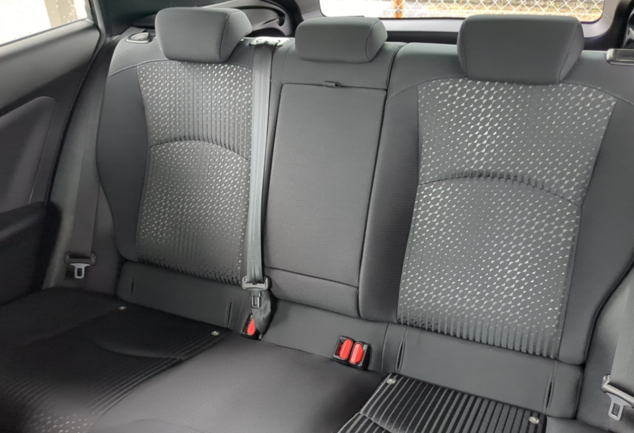 2016 TOYOTA Prius 18S