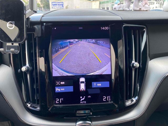 2020 VOLVO Volvo XC60