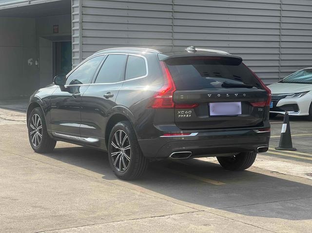 2020 VOLVO Volvo XC60