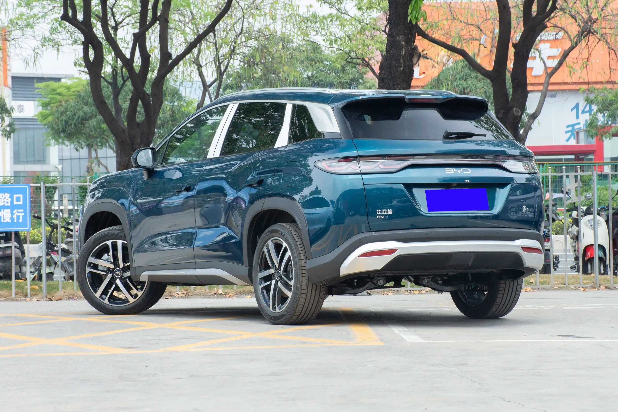 2024 BYD Song L DM