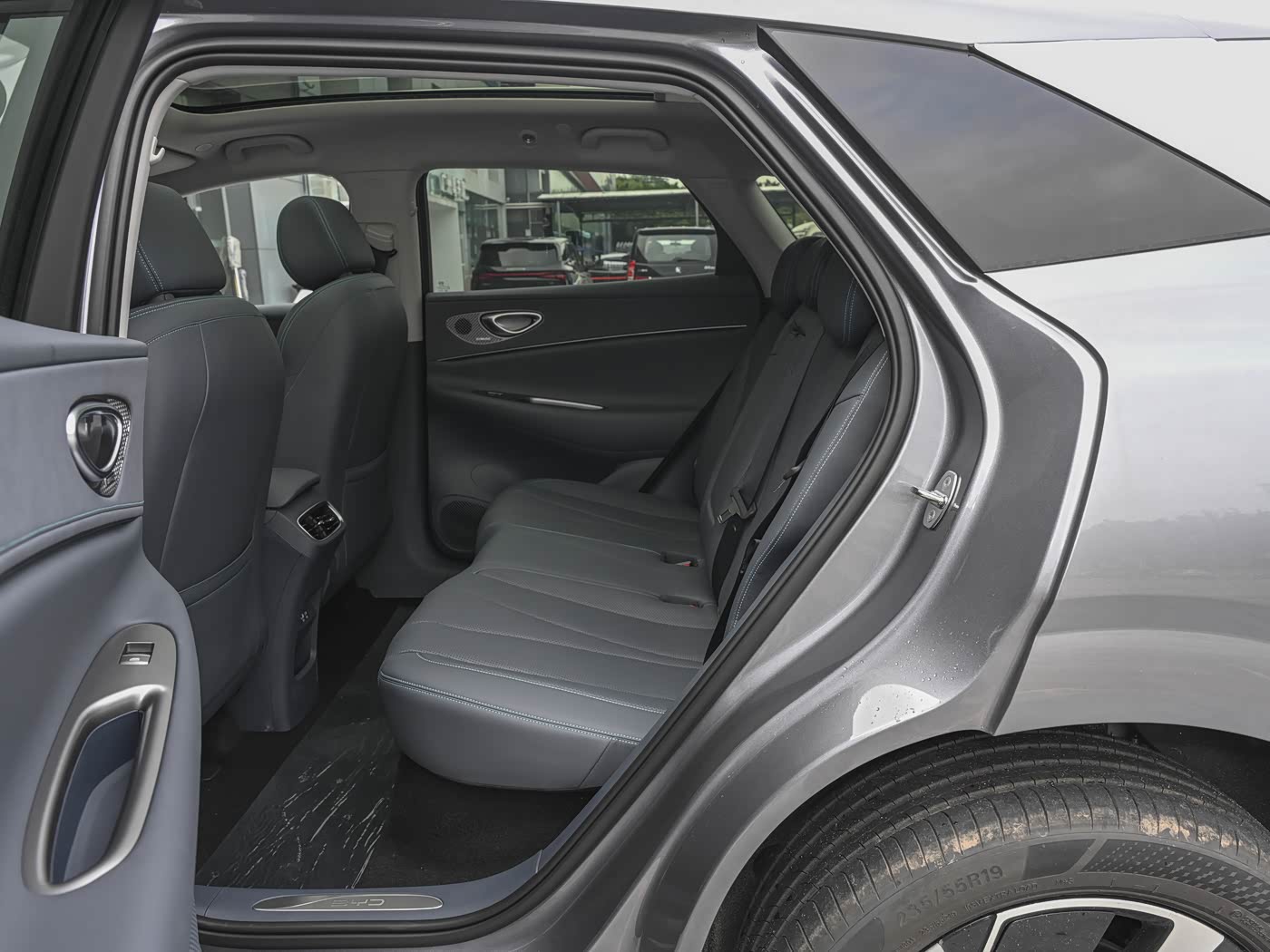 2026 BYD Sealion 06
