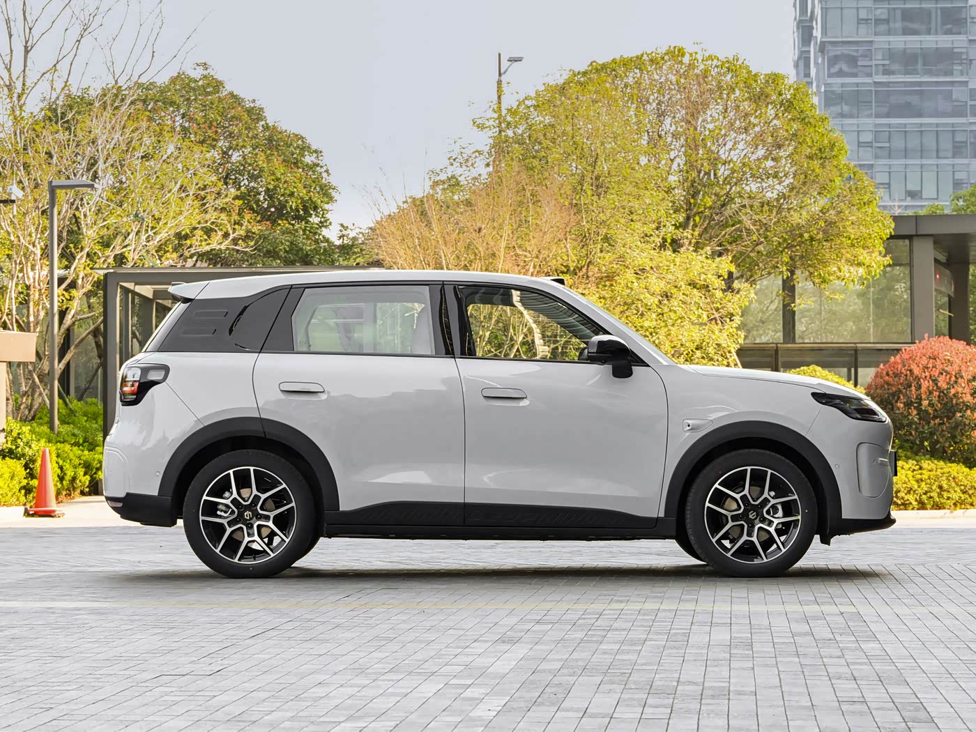 2026 LeapMotor A10