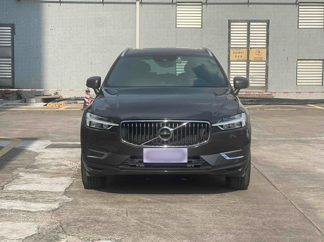 2020 VOLVO Volvo XC60