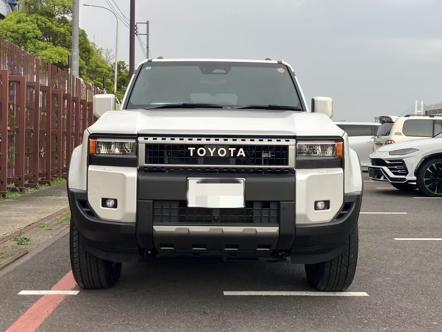2024 TOYOTA Land Cruiser Prado TX