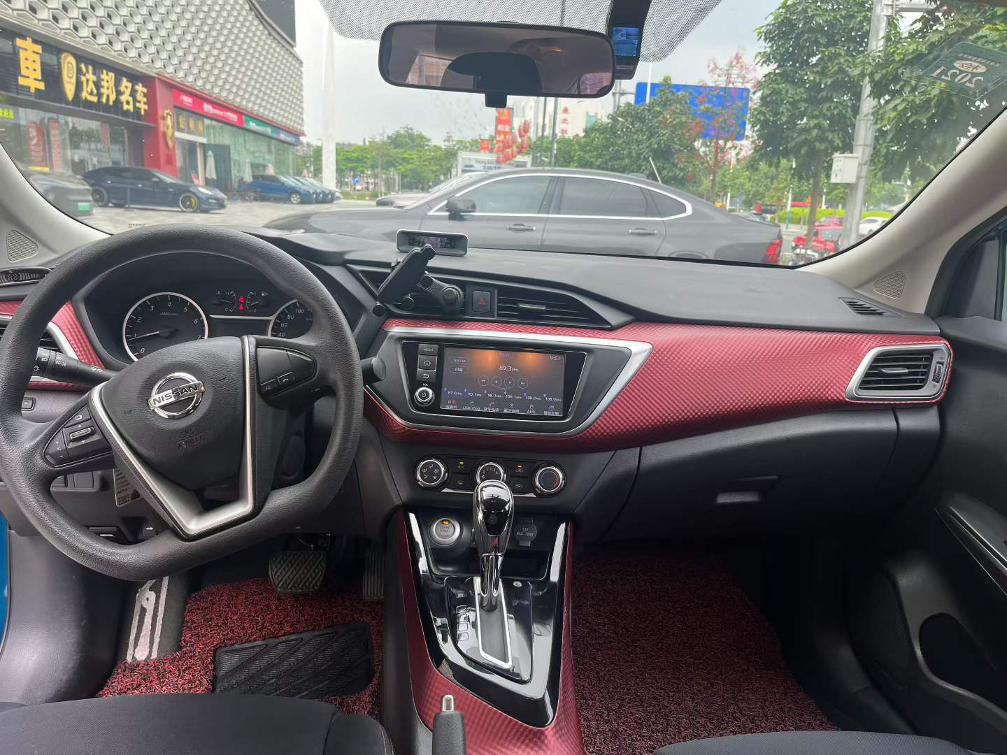 2016 NISSAN LANNIA
