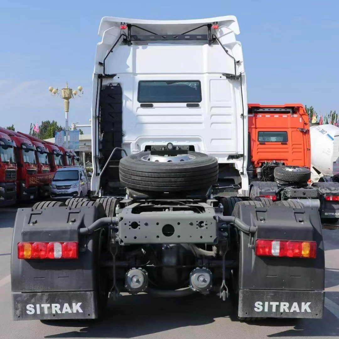 2024 SINOTRUK SITRAK C7H tractor