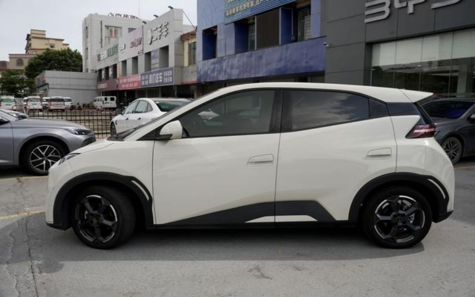 2023 BYD SEAGULL
