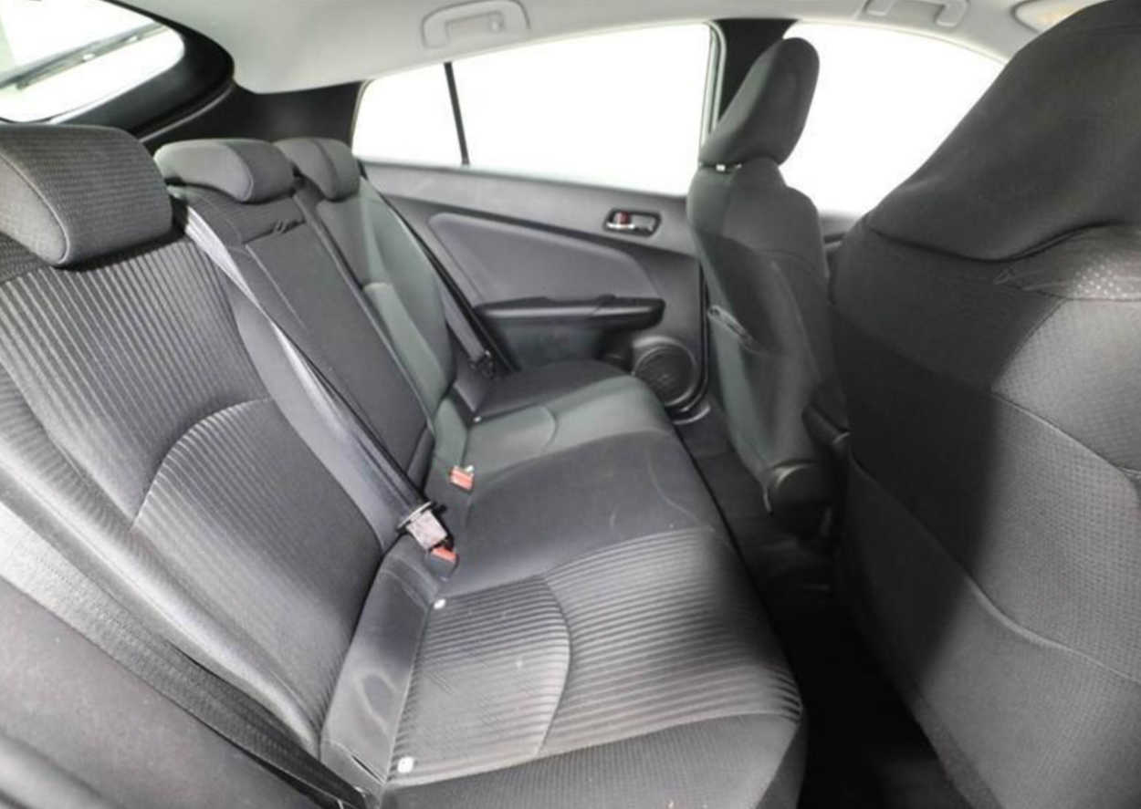 2021 TOYOTA Prius
