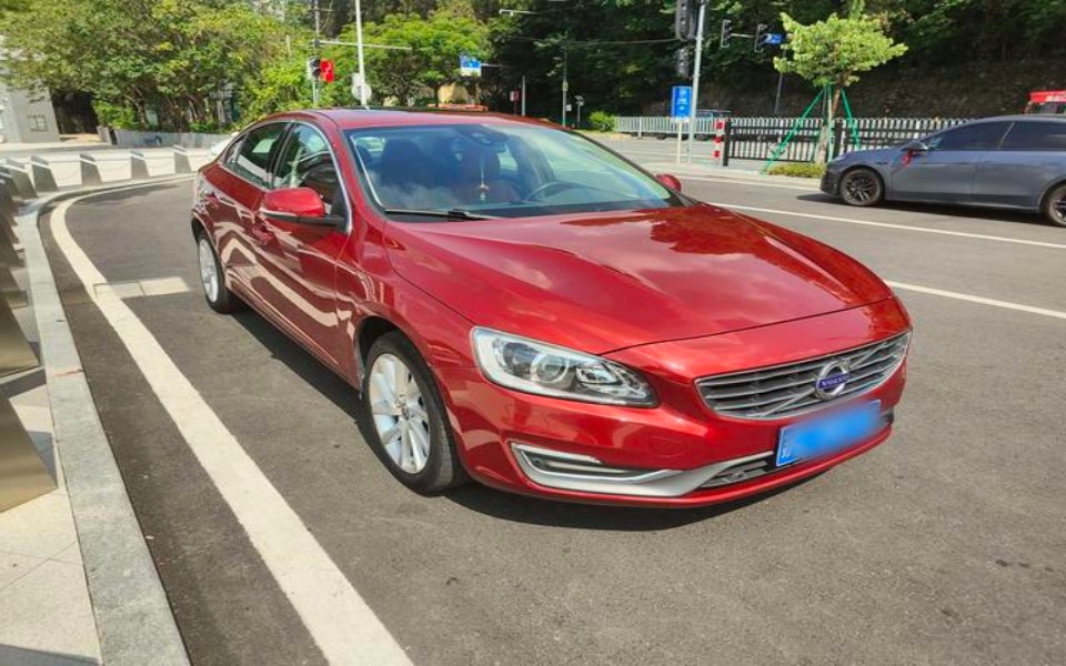 2016 VOLVO Volvo S60