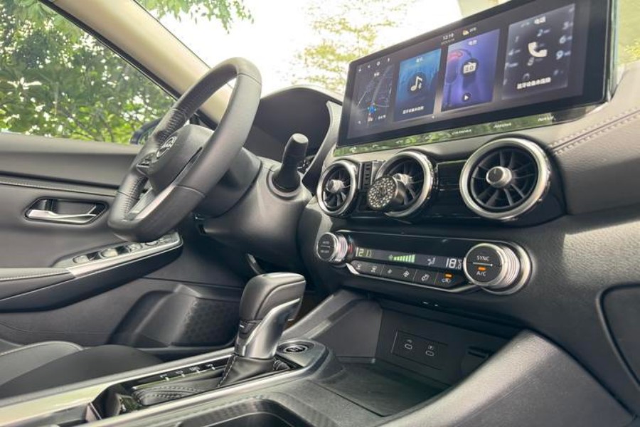 2023 NISSAN Sylphy