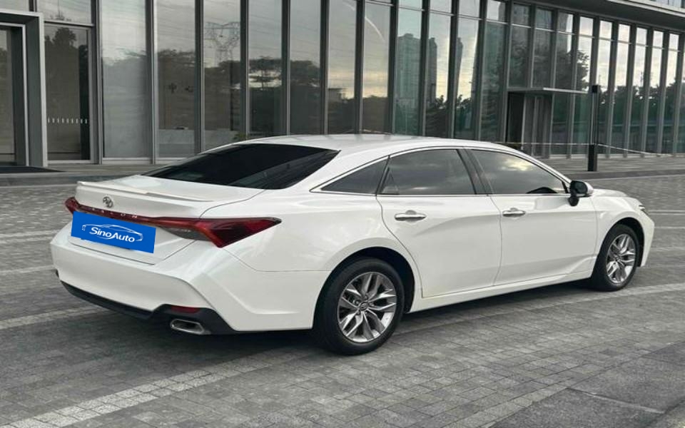 2019 TOYOTA Avalon