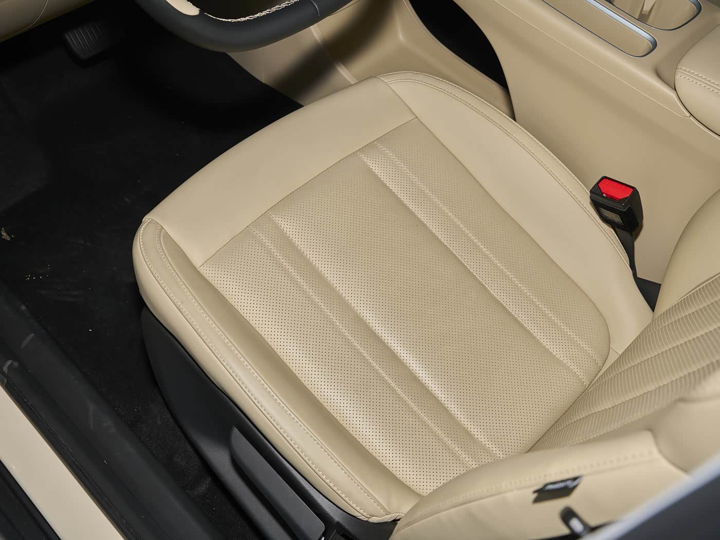 2026 GEELY Xingyuan