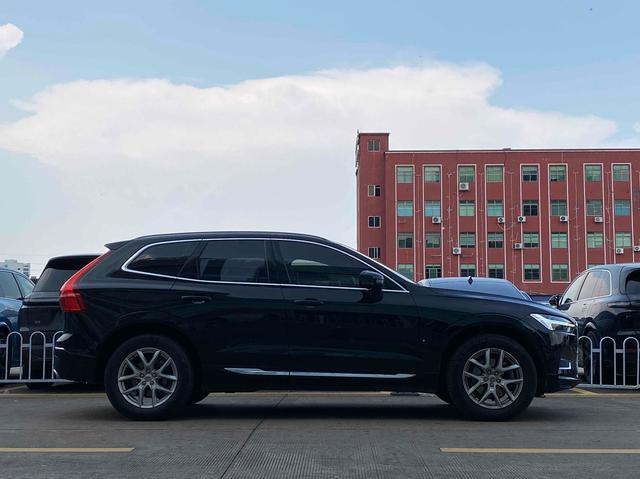 2020 VOLVO Volvo XC60