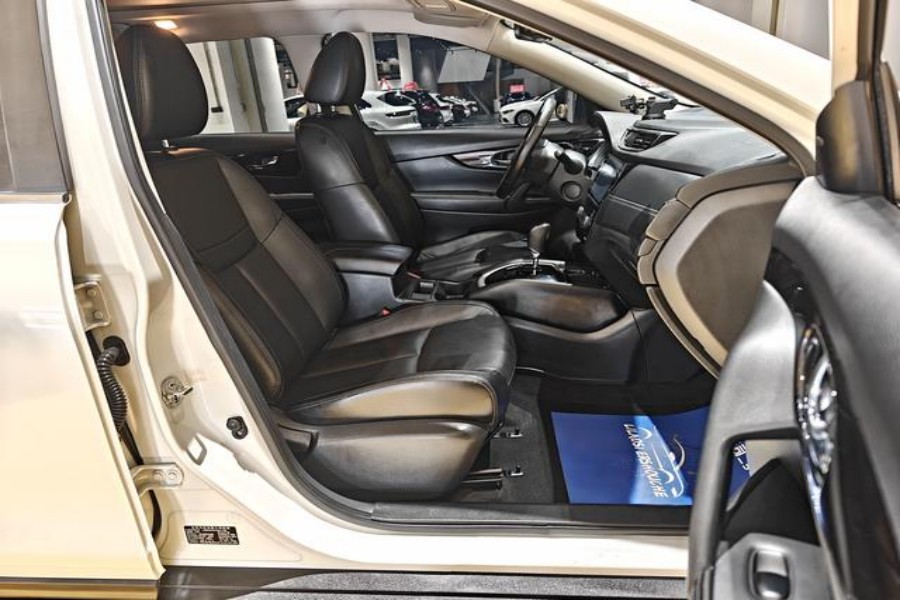 2019 NISSAN X-trail