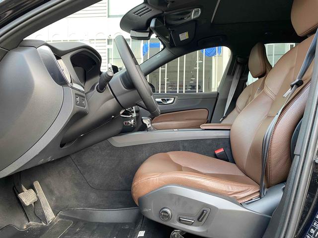 2020 VOLVO Volvo XC60