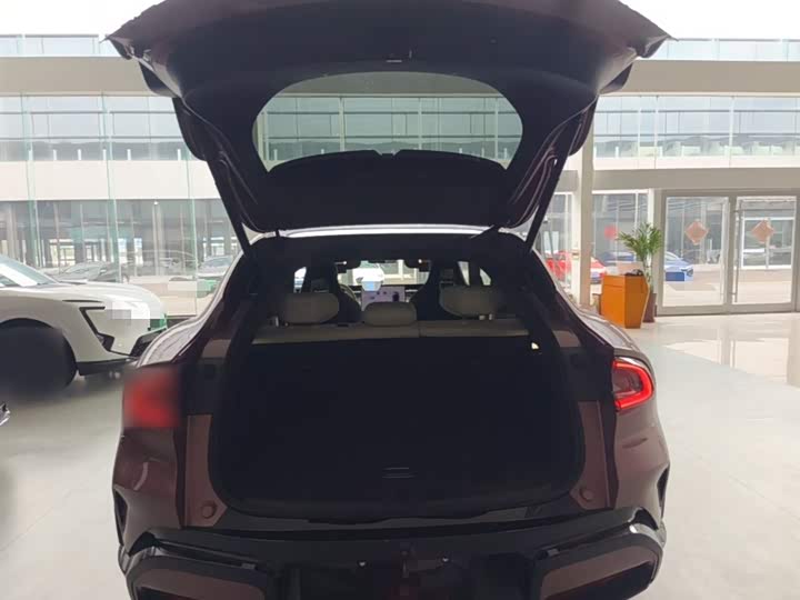 2025 Xiaomi YU7