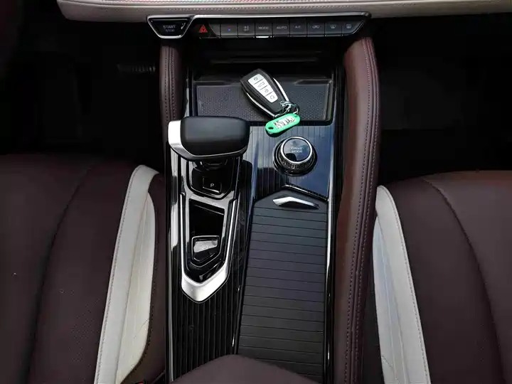 2023 GEELY Xing yue