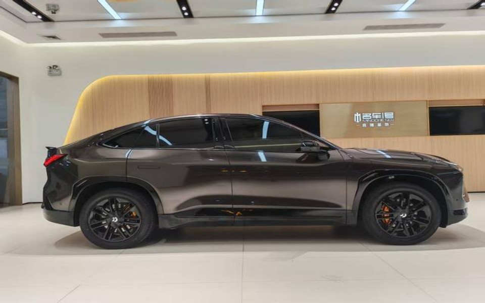 2020 NIO EC6