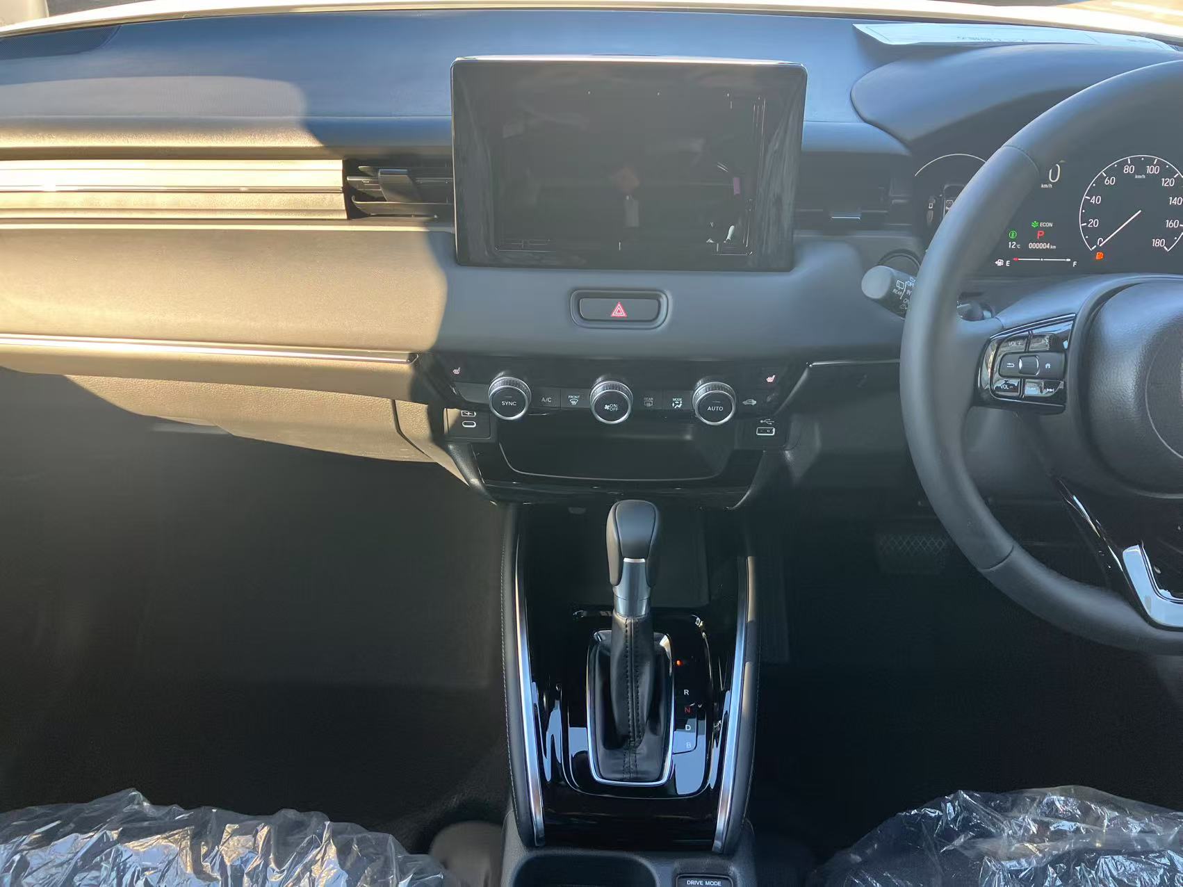 2025 HONDA Vezel