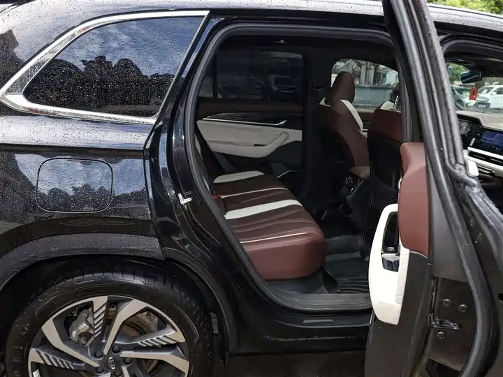 2023 GEELY Xing yue
