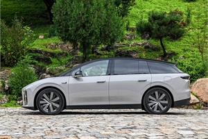 2025 Li Auto i6