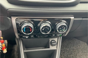 2020 TOYOTA YARIS L X 15L CVT Leading Edition