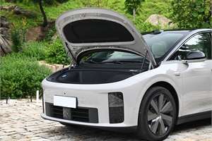 2025 Li Auto i6