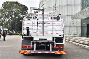 2025 Special Truck 18T HA5180GQXDF6 Washing Truck 4x2 230hp Diesel