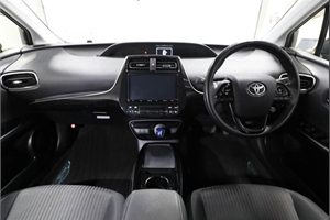 2021 TOYOTA Prius