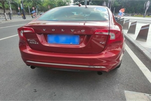 2016 VOLVO Volvo S60