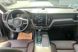 2020 VOLVO Volvo XC60