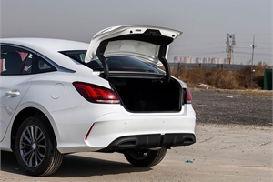 2025 MG MG5