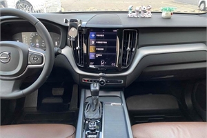 2020 VOLVO Volvo XC60