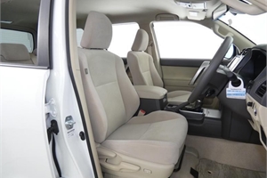 2019 TOYOTA Land Cruiser Prado TX
