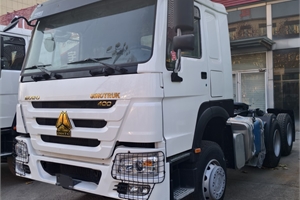 2022 HOWO 6x4 Tractor Head