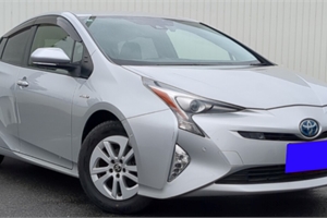 2016 TOYOTA Prius 18S