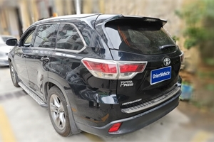 2015 TOYOTA Highlander