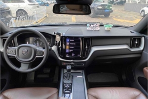 2020 VOLVO Volvo XC60