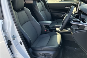 2025 TOYOTA COROLLA CROSS